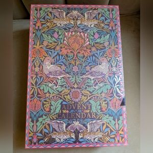 William Morris at Home Bird & Yare 24 Day Advent Calendar